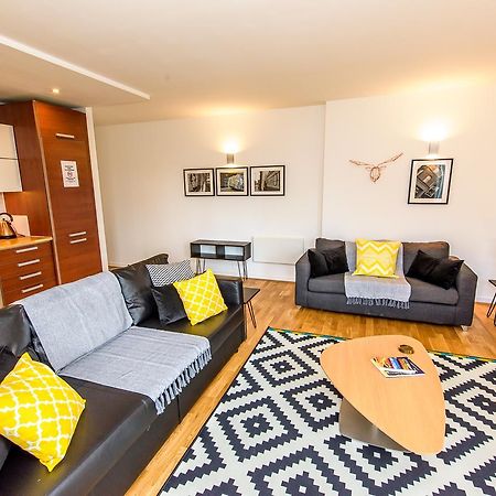 Approved Serviced Apartments Skyline Manchester Exterior foto