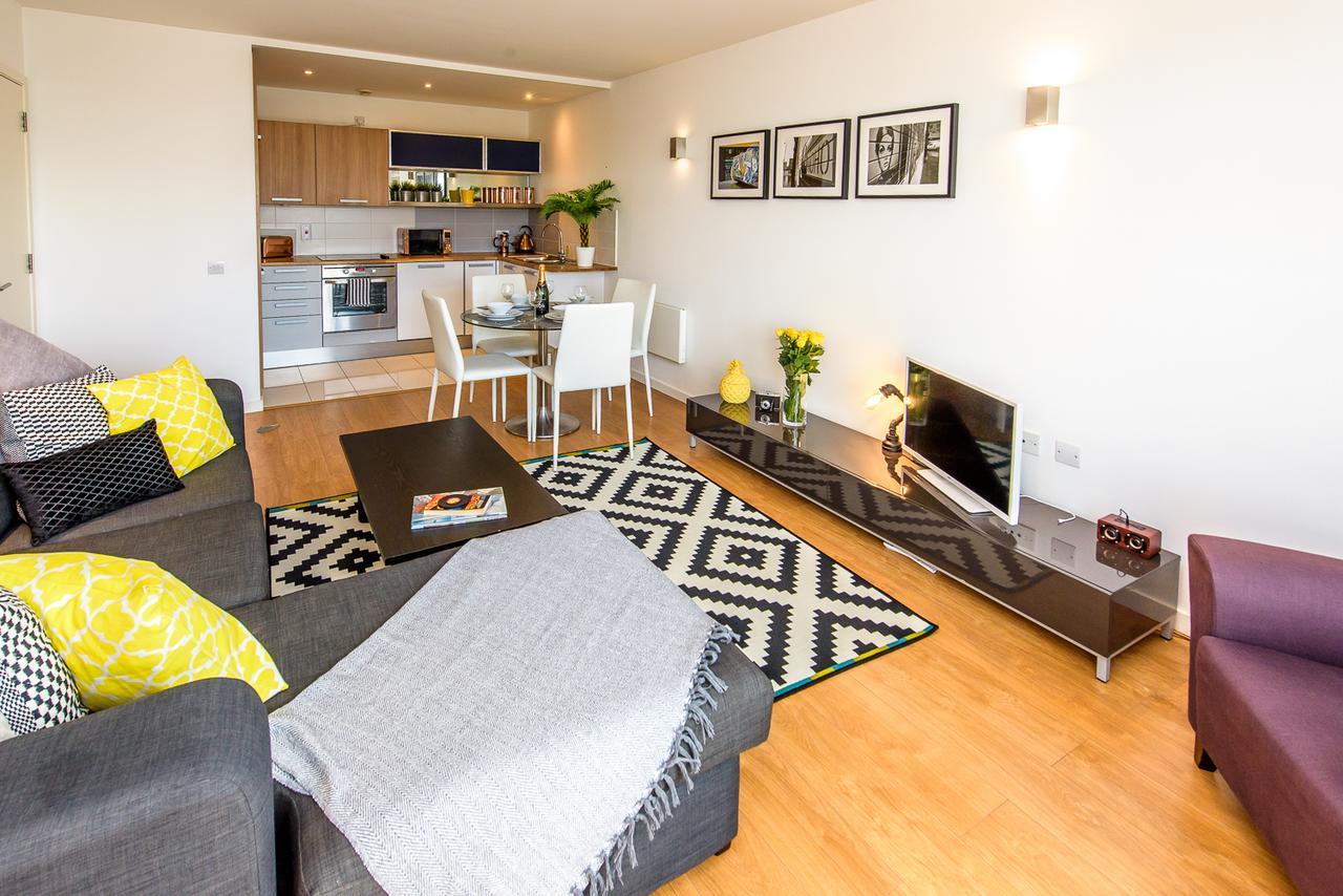 Approved Serviced Apartments Skyline Manchester Exterior foto